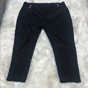 Black Cropped Pants with Button Detail A5
